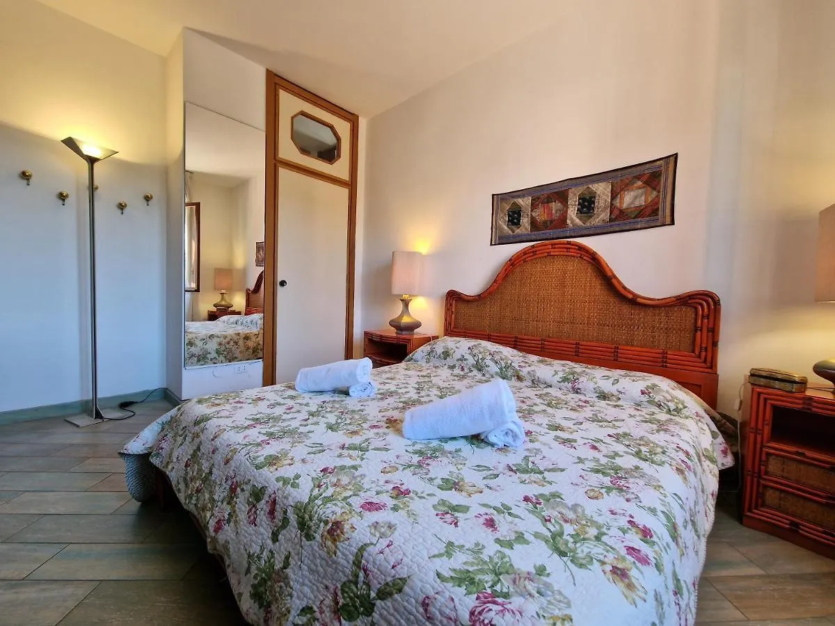 Via Alberti Terrazza Vista Aperta- Free Parking Apartment Pietra Ligure Italy